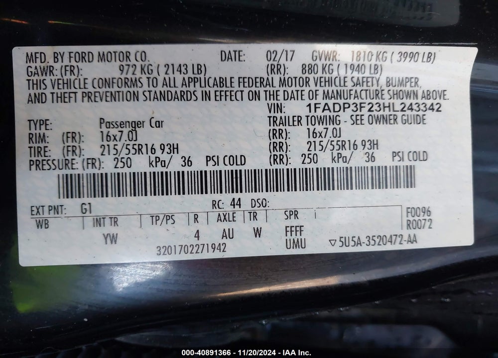 2017 FORD FOCUS SE VIN: 1FADP3F23HL243342