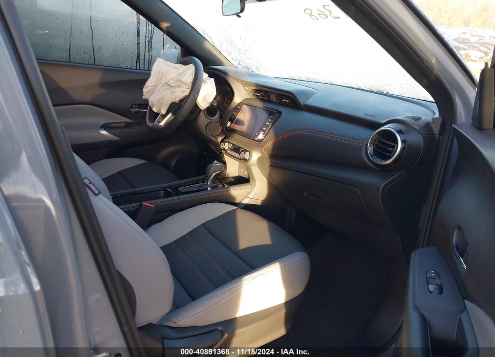 2024 NISSAN KICKS SR XTRONIC CVT VIN: 3N1CP5DV8RL492985