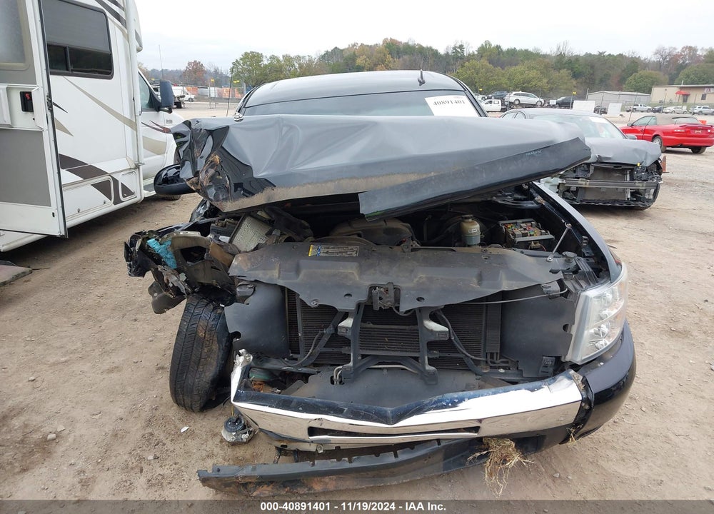 2011 CHEVROLET SILVERADO 1500 LT VIN: 1GCRKSE37BZ160908