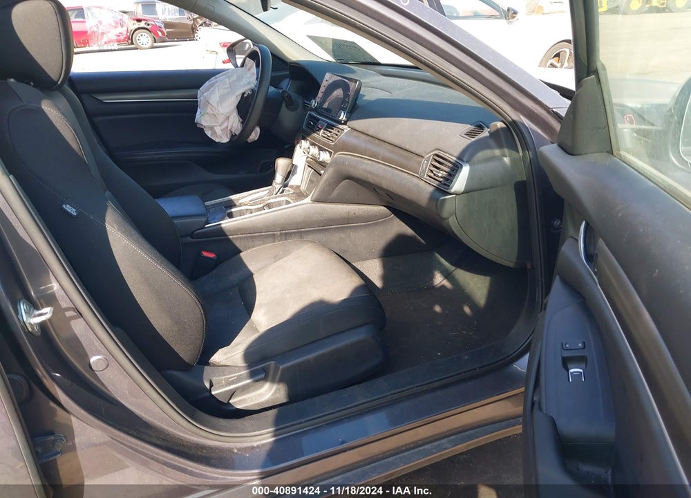 2018 HONDA ACCORD LX VIN: 1HGCV1F17JA219135