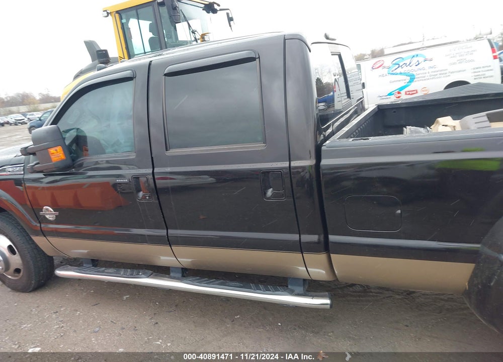 2013 FORD F-350 LARIAT VIN: 1FT8W3CT2DEA41327