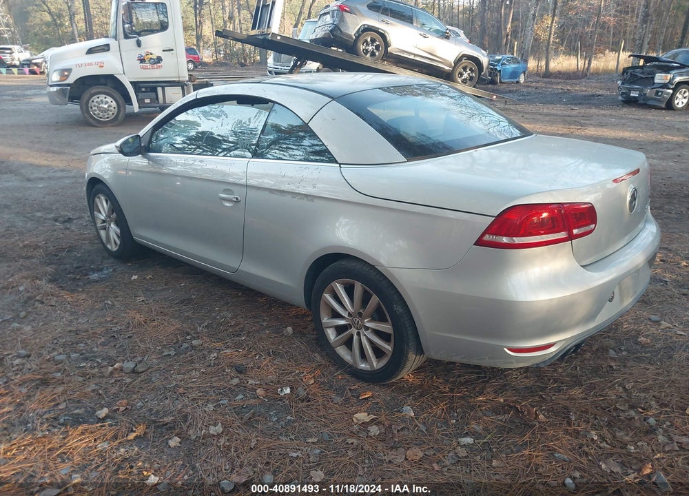 2012 VOLKSWAGEN EOS KOMFORT VIN: WVWBW7AH4CV002572