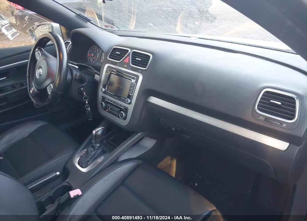 2012 VOLKSWAGEN EOS KOMFORT VIN: WVWBW7AH4CV002572