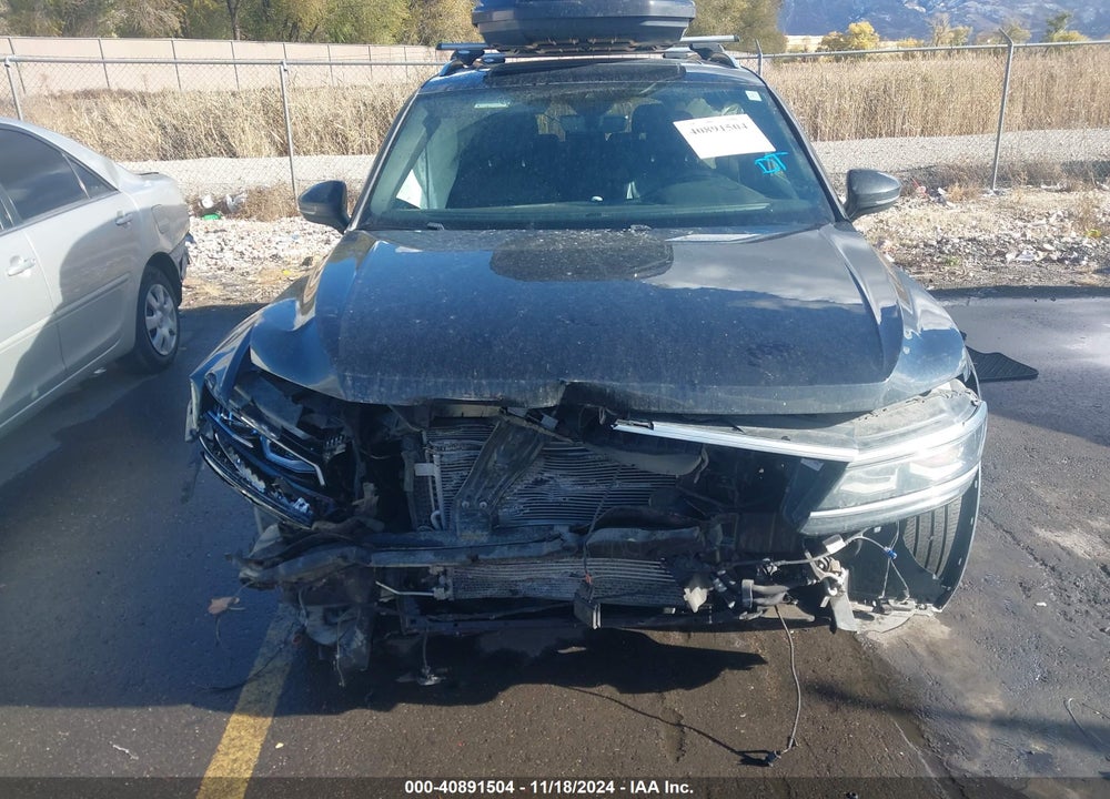 2018 VOLKSWAGEN TIGUAN 2.0T SEL PREMIUM VIN: 3VV4B7AX3JM211869