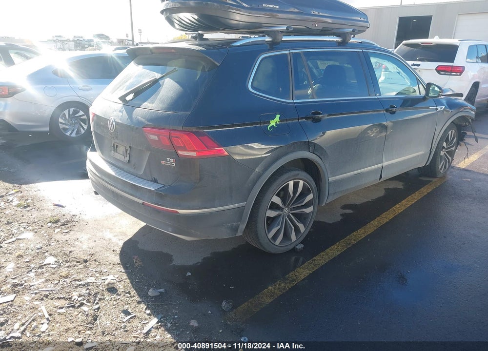 2018 VOLKSWAGEN TIGUAN 2.0T SEL PREMIUM VIN: 3VV4B7AX3JM211869