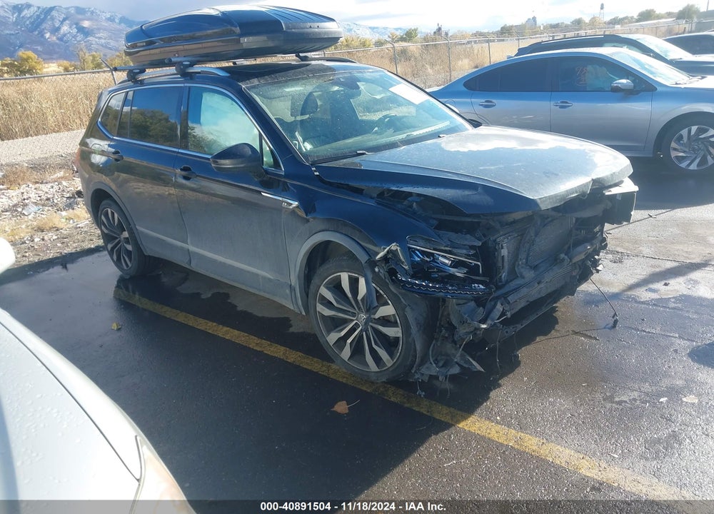 2018 VOLKSWAGEN TIGUAN 2.0T SEL PREMIUM VIN: 3VV4B7AX3JM211869