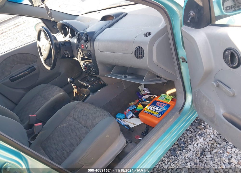 2005 CHEVROLET AVEO LS VIN: KL1TD62685B294711