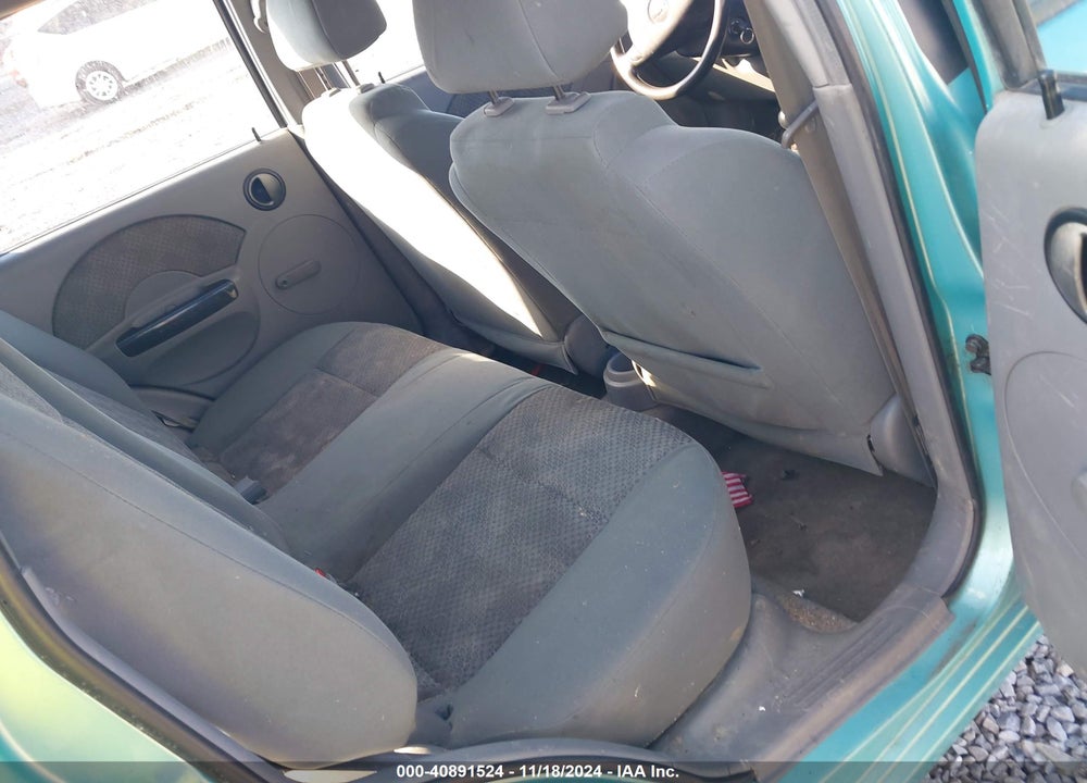 2005 CHEVROLET AVEO LS VIN: KL1TD62685B294711
