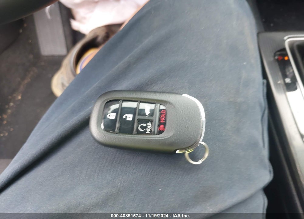 2025 HONDA CIVIC VIN: 19XFL2H88SE000166