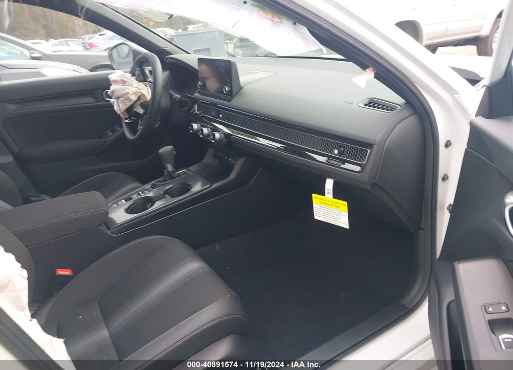 2025 HONDA CIVIC VIN: 19XFL2H88SE000166