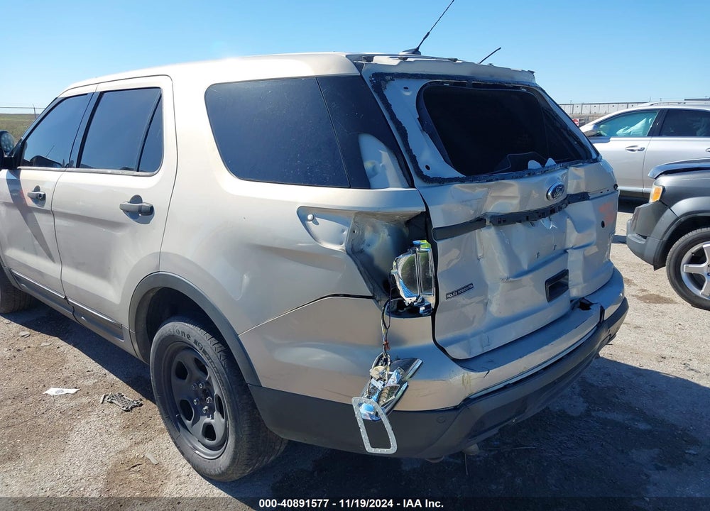 2013 FORD UTILITY POLICE INTERCEPTOR VIN: 1FM5K8AR2DGC21054