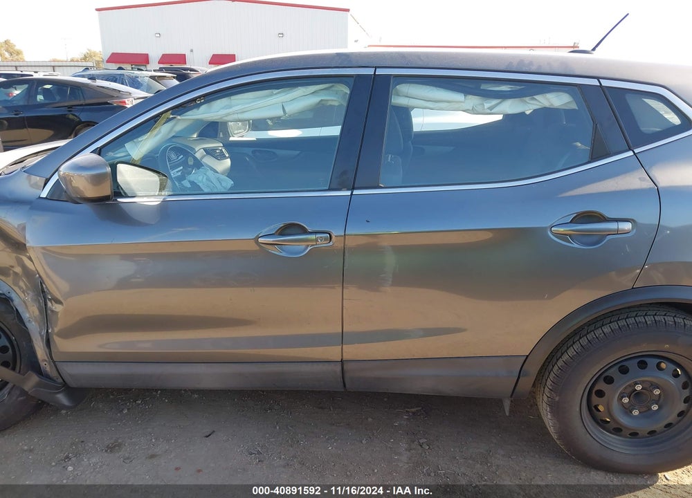 2017 NISSAN ROGUE SPORT S VIN: JN1BJ1CPXHW000846