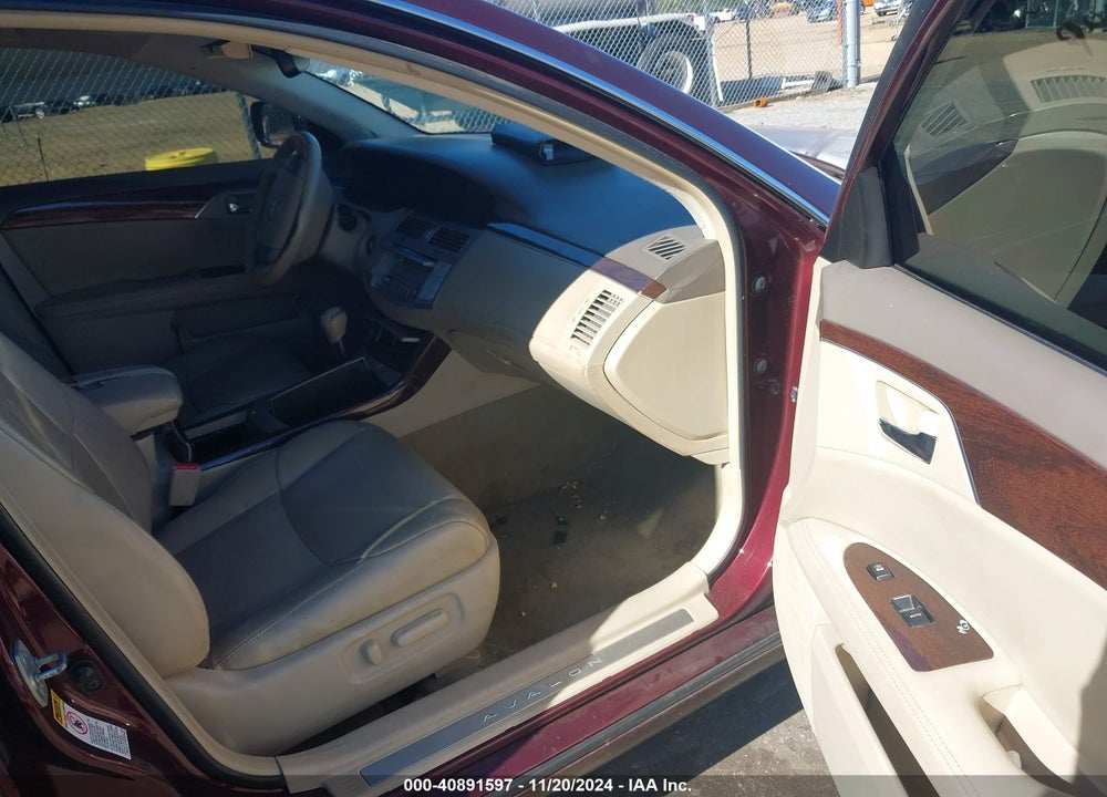 2010 TOYOTA AVALON XLS VIN: 4T1BK3DB6AU353106