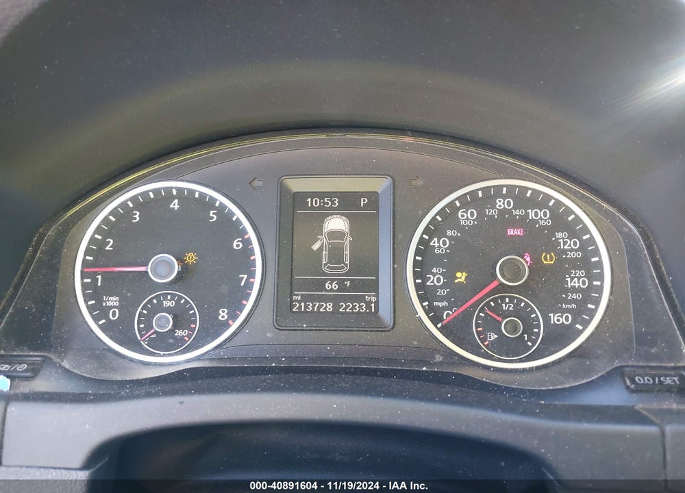 2014 VOLKSWAGEN TIGUAN SE VIN: WVGBV3AX7EW611327