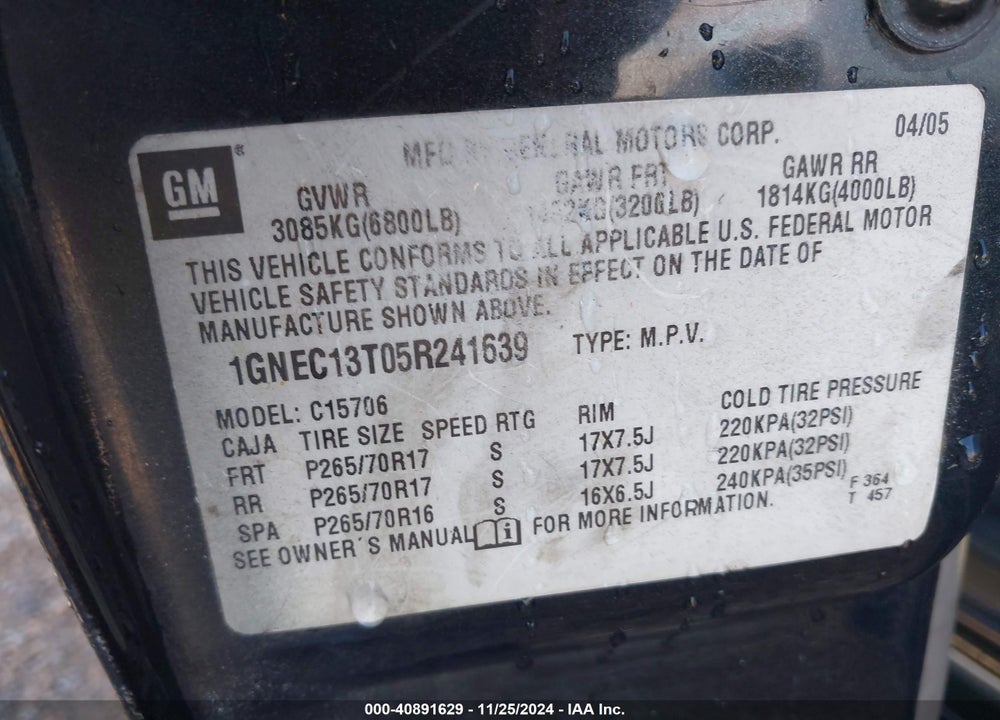 2005 CHEVROLET TAHOE LT VIN: 1GNEC13T05R241639