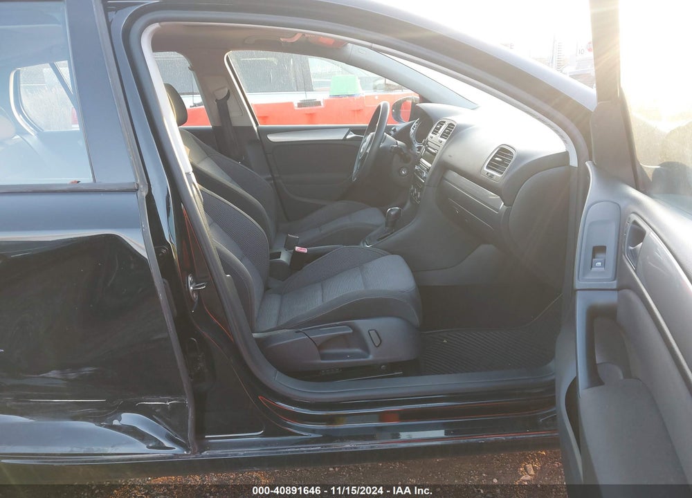 2011 VOLKSWAGEN GOLF 2.5L 4-DOOR VIN: WVWDA7AJ7BW300407