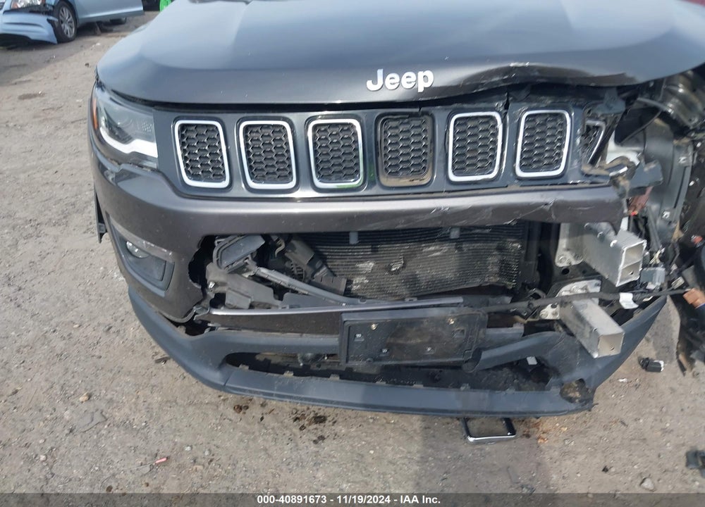 2018 JEEP COMPASS LATITUDE FWD VIN: 3C4NJCBBXJT489501