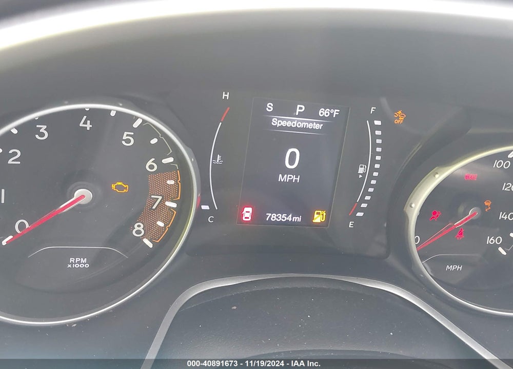 2018 JEEP COMPASS LATITUDE FWD VIN: 3C4NJCBBXJT489501