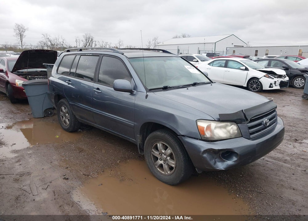 2005 TOYOTA HIGHLANDER V6 VIN: JTEDP21A250088889