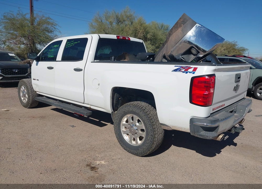 2015 CHEVROLET SILVERADO 2500HD LT VIN: 1GC1KVEG4FF131147
