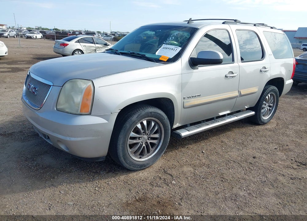 2008 GMC YUKON SLT VIN: 1GKFC13098R128879