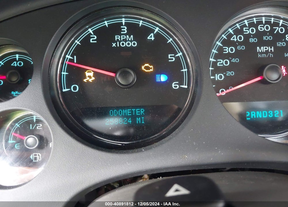 2008 GMC YUKON SLT VIN: 1GKFC13098R128879