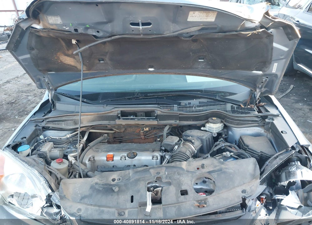2010 HONDA CR-V LX VIN: 3CZRE3H39AG701586