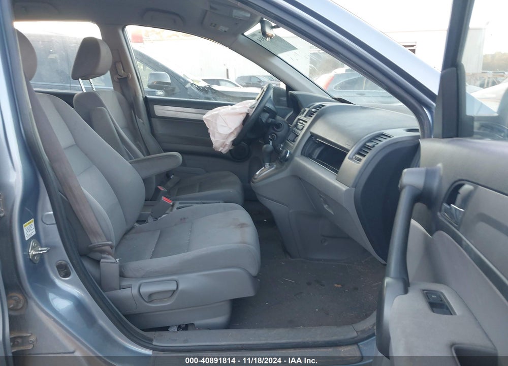 2010 HONDA CR-V LX VIN: 3CZRE3H39AG701586