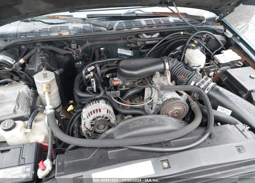 2004 CHEVROLET S-10 LS VIN: 1GCDT13X84K146017