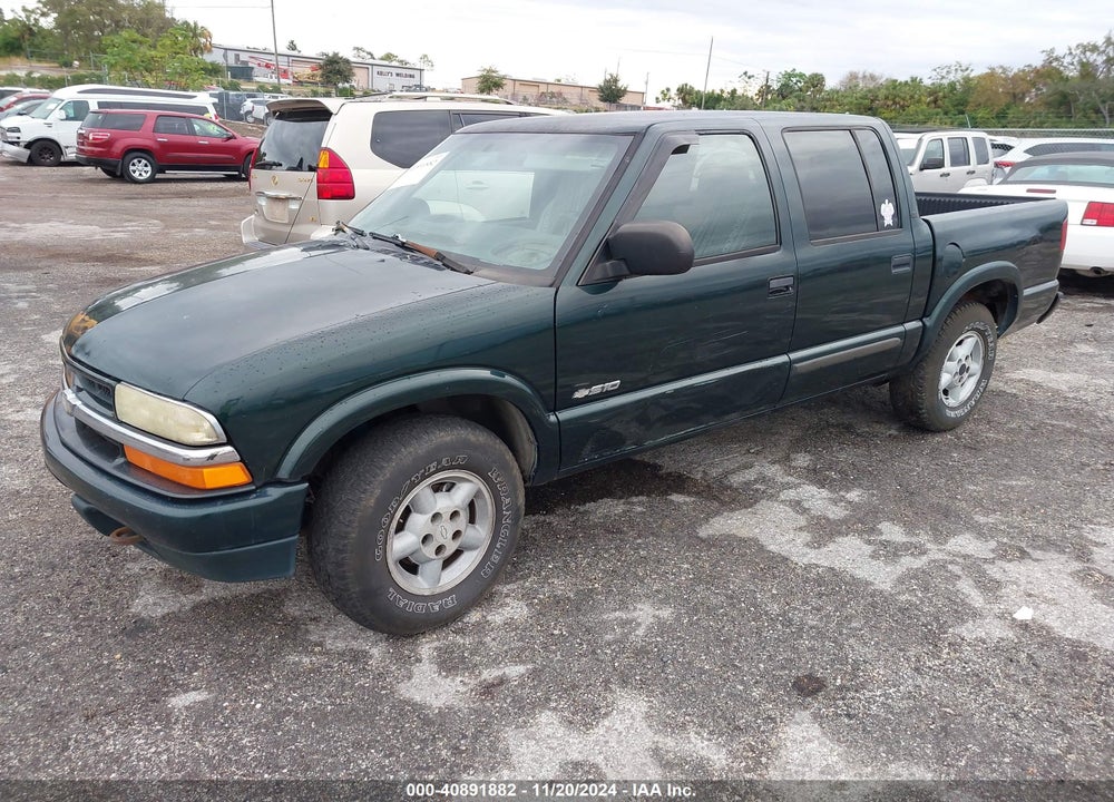 2004 CHEVROLET S-10 LS VIN: 1GCDT13X84K146017