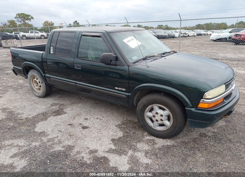 2004 CHEVROLET S-10 LS VIN: 1GCDT13X84K146017