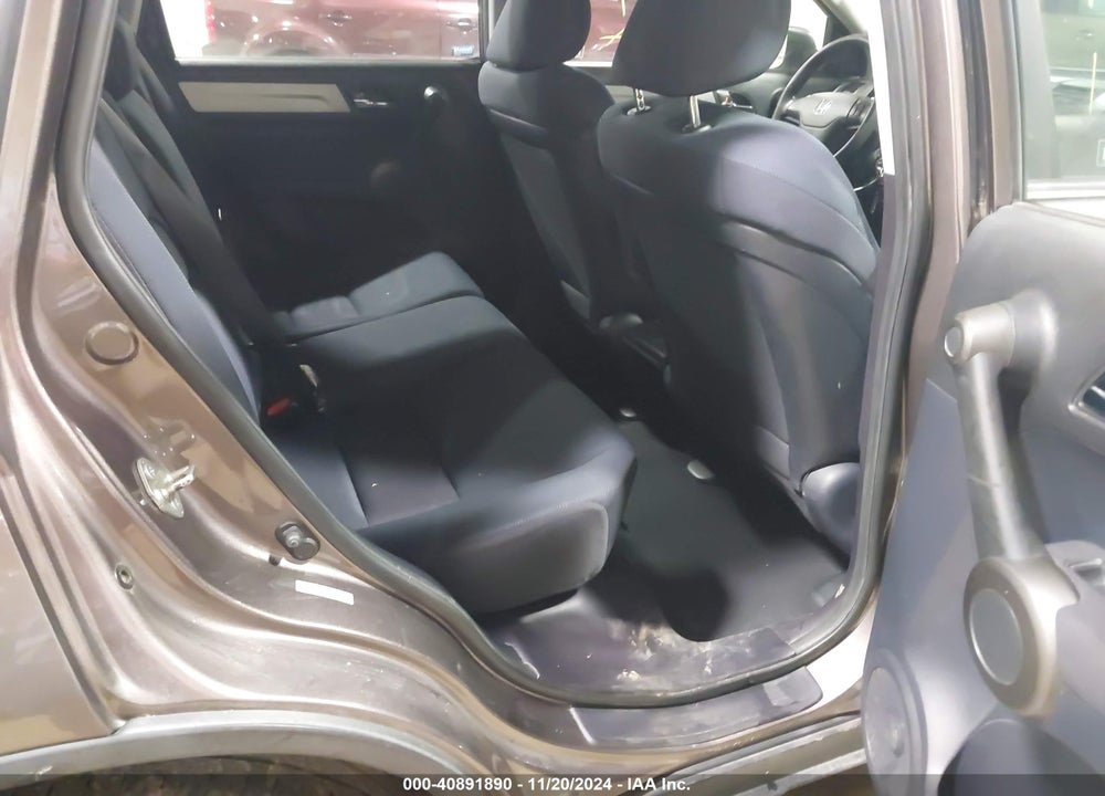 2011 HONDA CR-V LX VIN: 5J6RE4H30BL020548