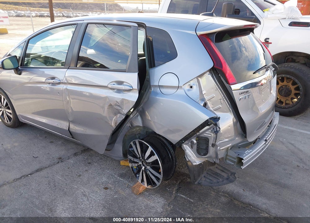 2018 HONDA FIT EX-L VIN: 3HGGK5H0XJM732324