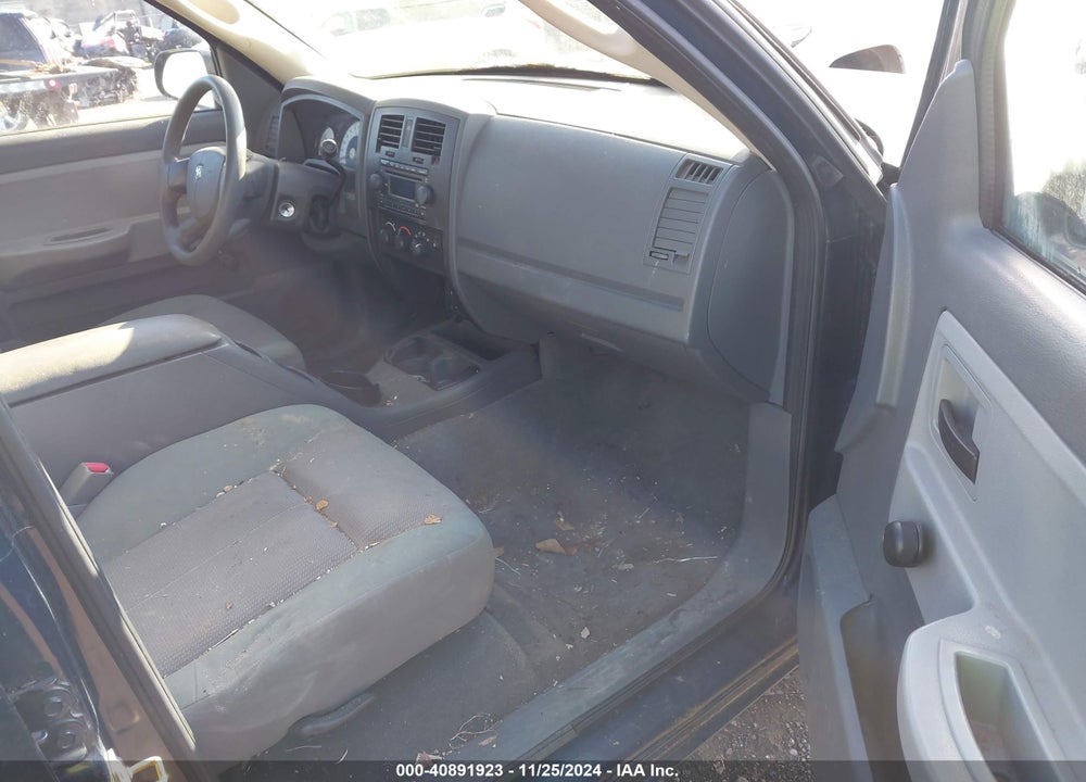 2005 DODGE DAKOTA ST VIN: 1D7HW28K45S316327