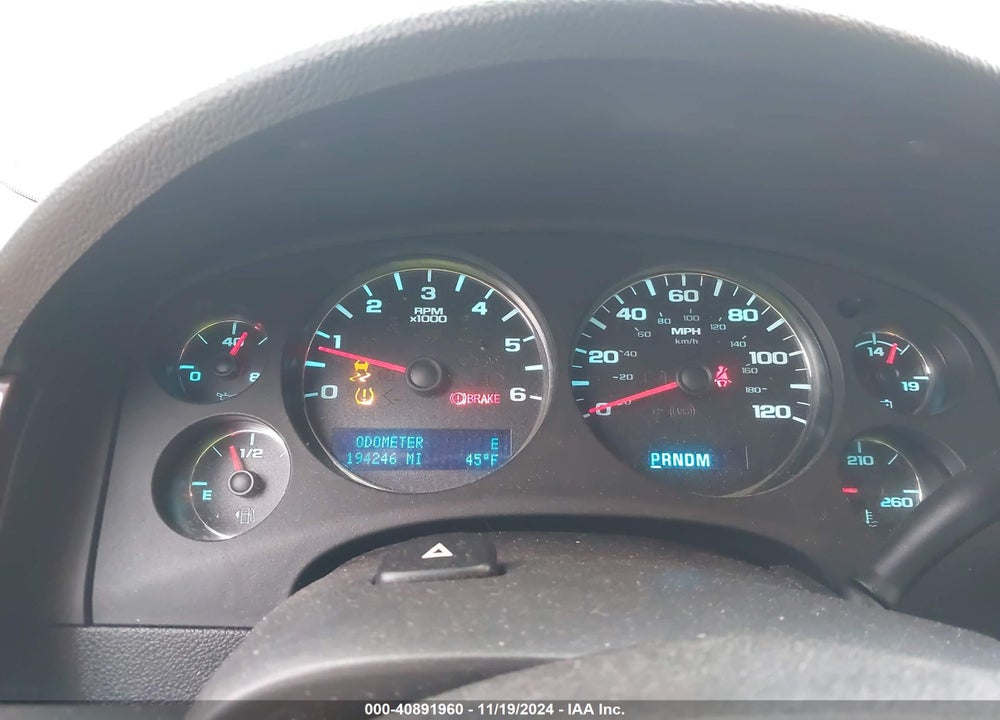 2011 GMC YUKON DENALI VIN: 1GKS2EEF4BR138026