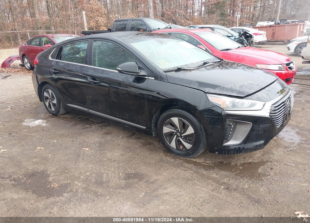 2019 HYUNDAI IONIQ HYBRID SEL VIN: KMHC75LC1KU105844