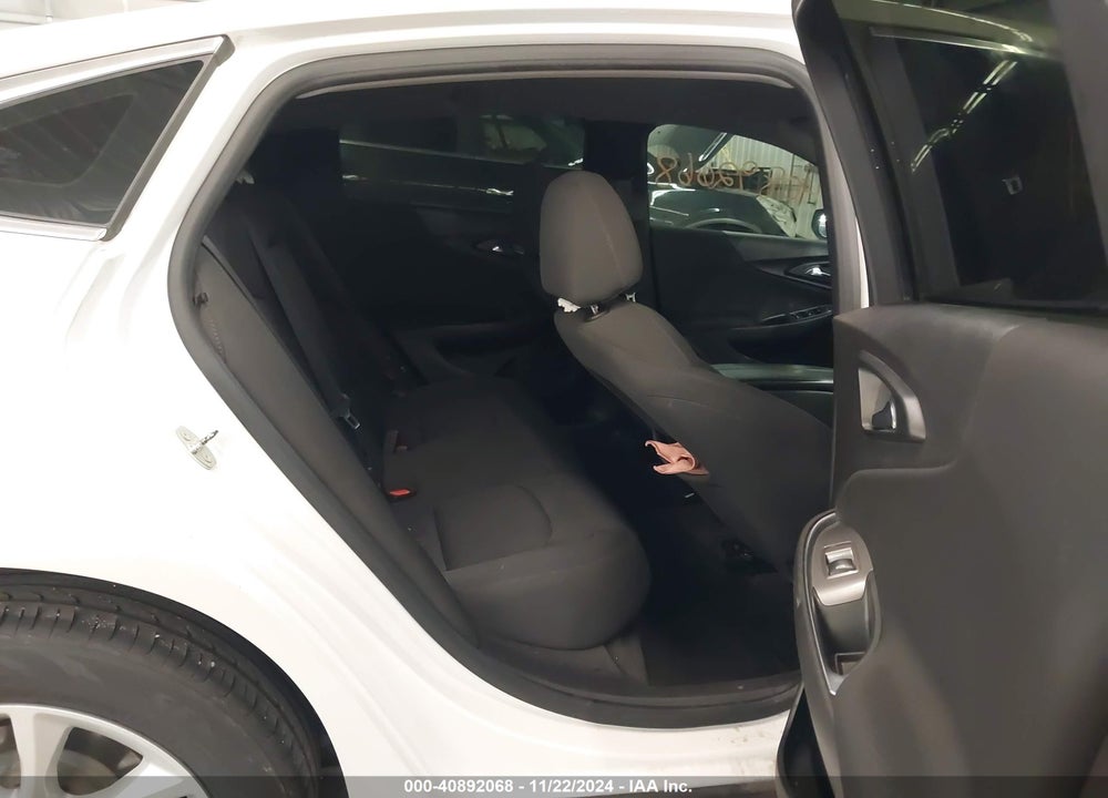 2018 CHEVROLET MALIBU LT VIN: 1G1ZD5ST3JF141880