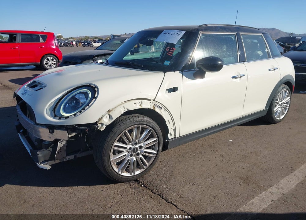2020 MINI HARDTOP COOPER S VIN: WMWXU9C03L2M08940
