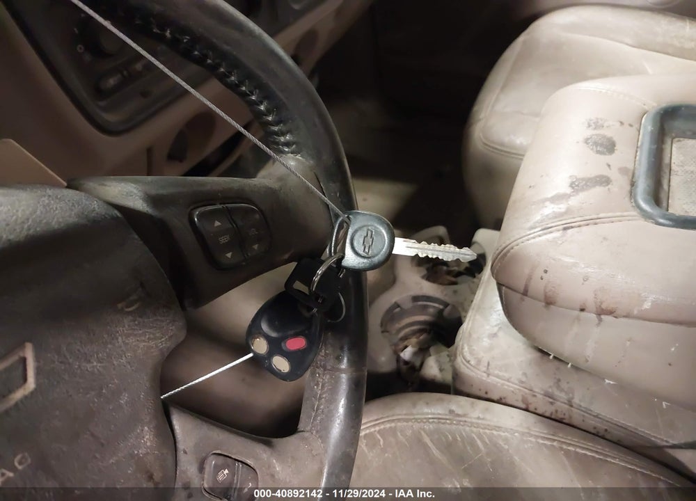 2004 CHEVROLET SILVERADO 1500 Z71 VIN: 1GCEK19T04E189275