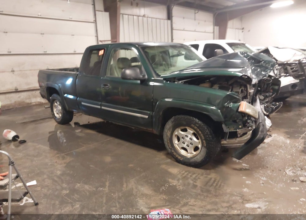2004 CHEVROLET SILVERADO 1500 Z71 VIN: 1GCEK19T04E189275