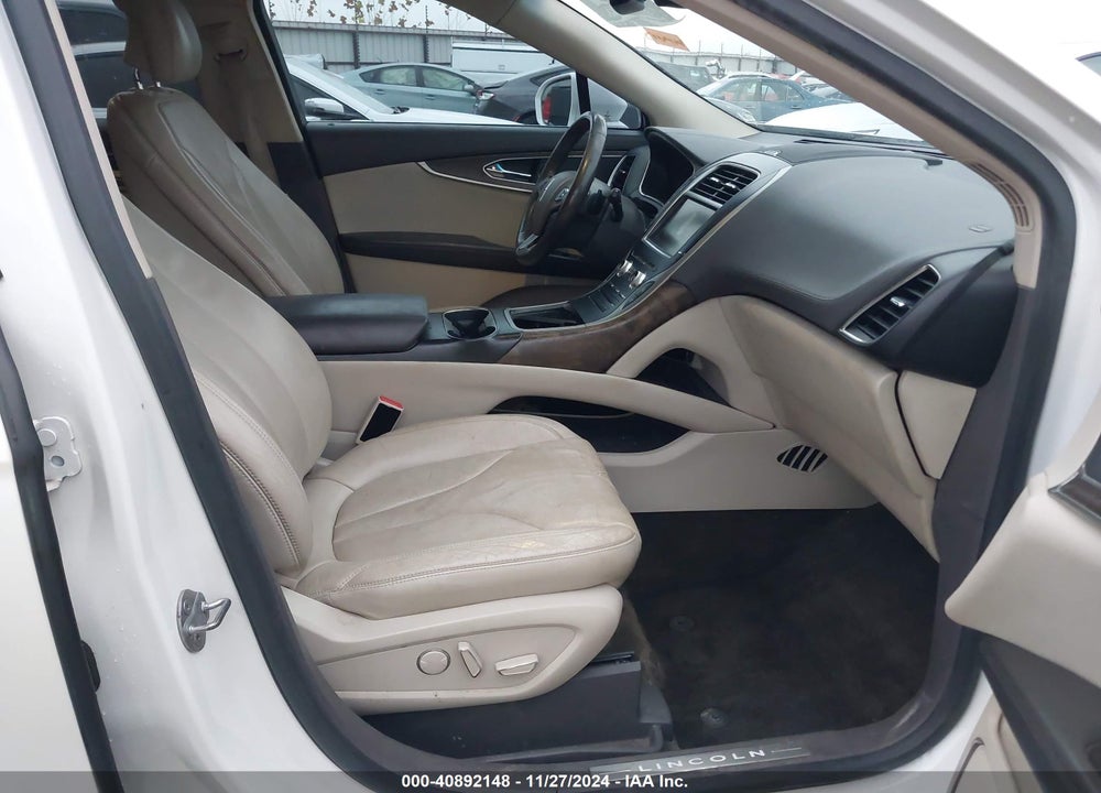 2016 LINCOLN MKX RESERVE VIN: 2LMTJ6LR2GBL44266