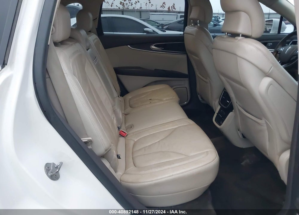 2016 LINCOLN MKX RESERVE VIN: 2LMTJ6LR2GBL44266