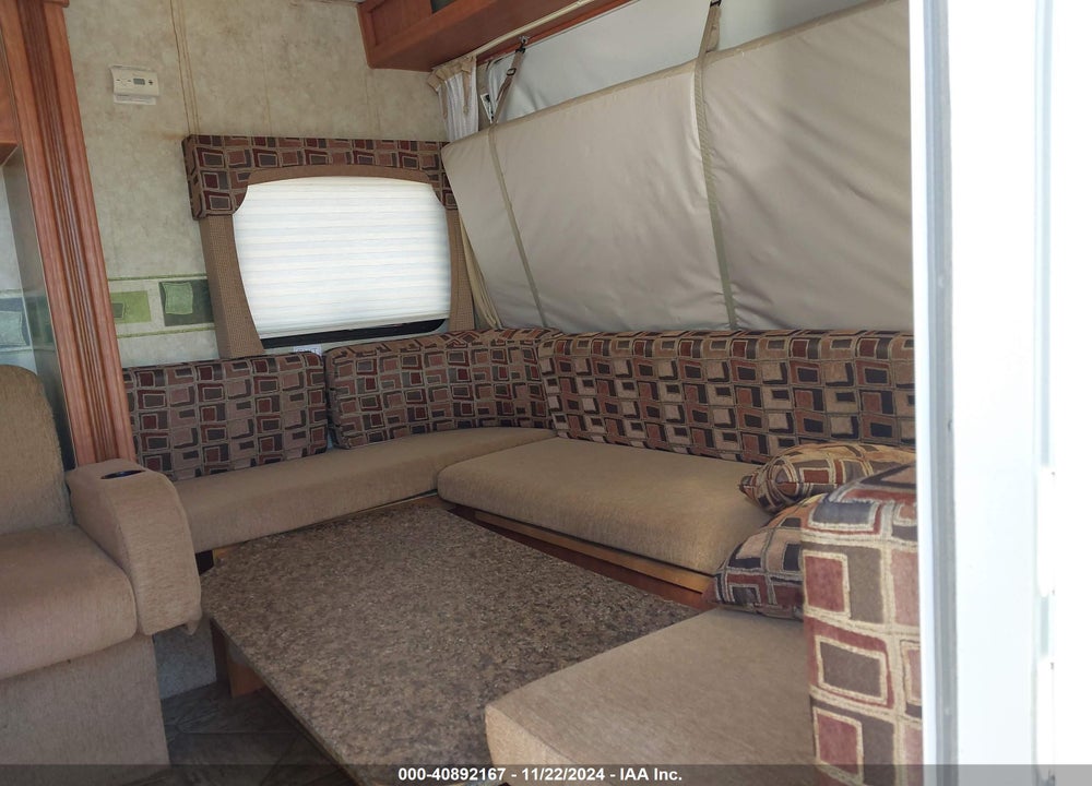 2010 STARCRAFT OTHER VIN: 1SABSHBLXA1JB5084