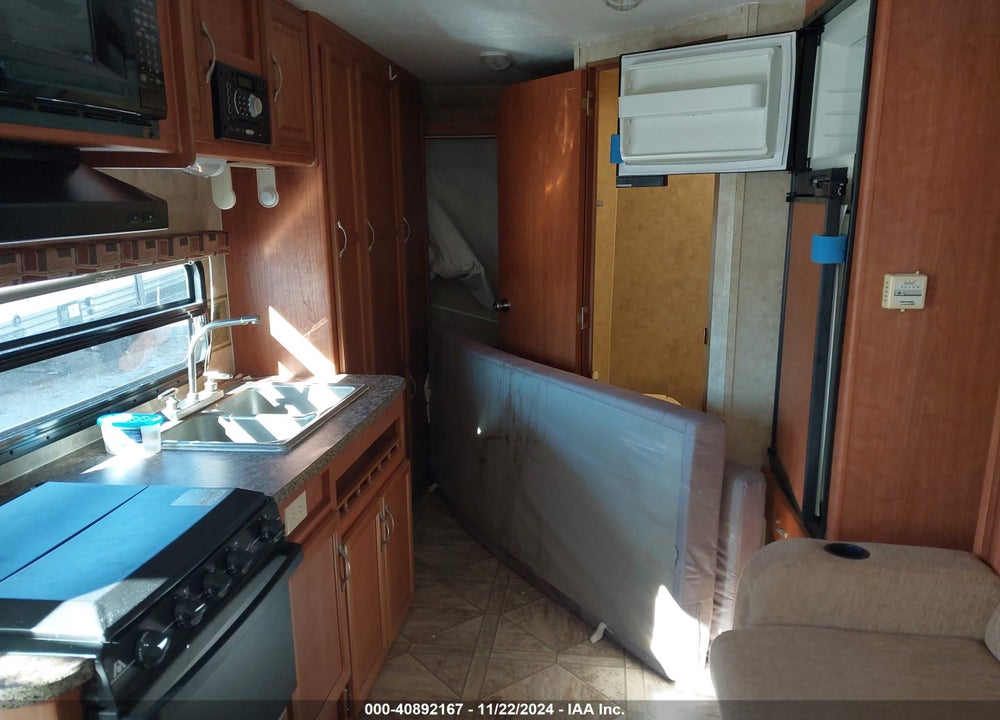2010 STARCRAFT OTHER VIN: 1SABSHBLXA1JB5084