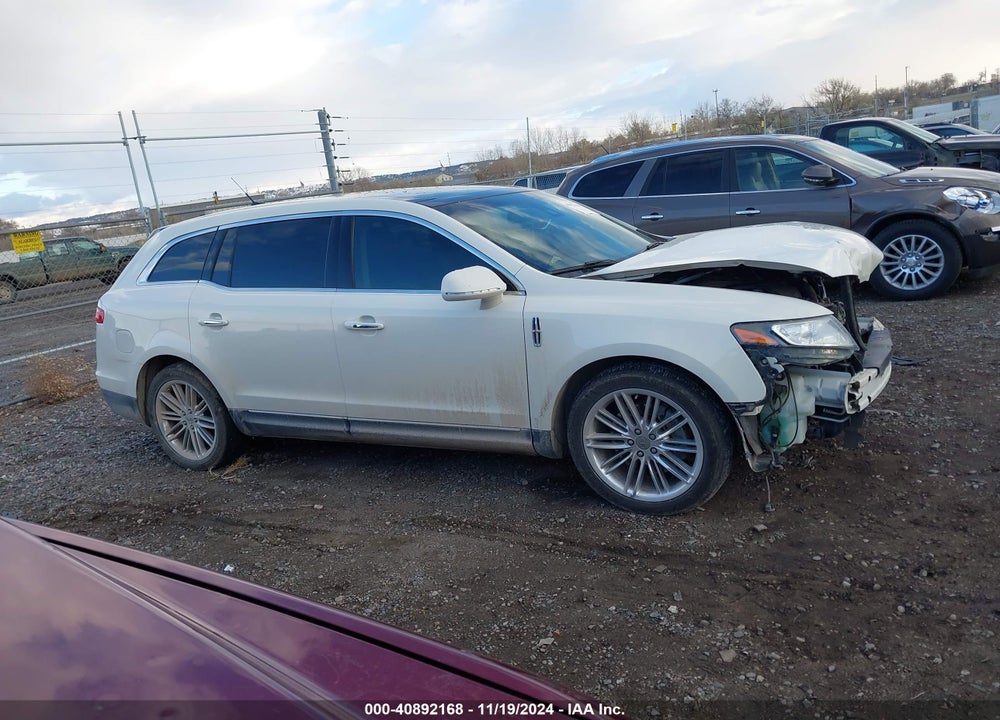 2013 LINCOLN MKT ECOBOOST VIN: 2LMHJ5AT0DBL56684