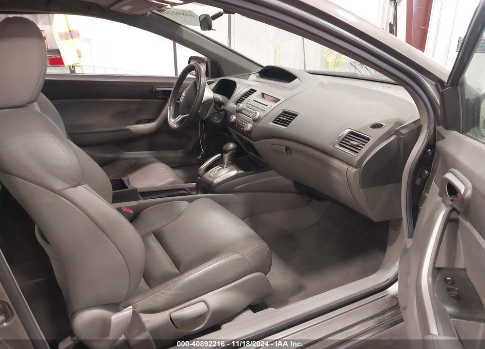 2008 HONDA CIVIC EX-L VIN: 2HGFG129X8H537894