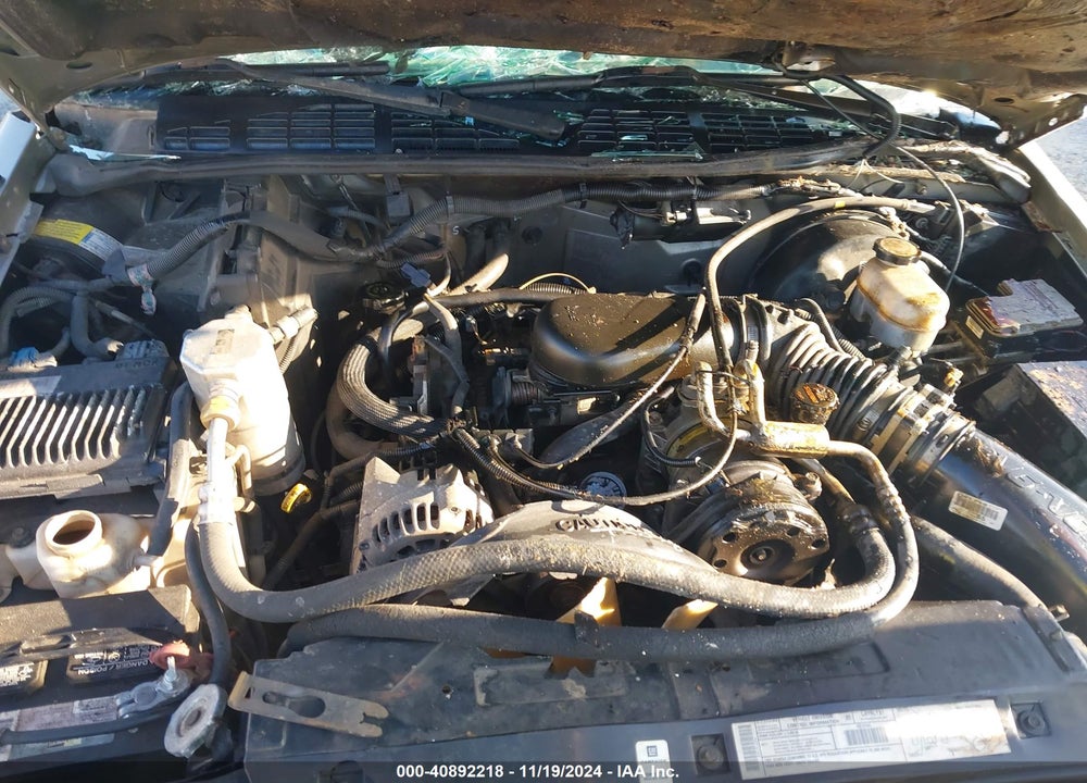 2000 CHEVROLET BLAZER LS VIN: 1GNCS13WXYK191429