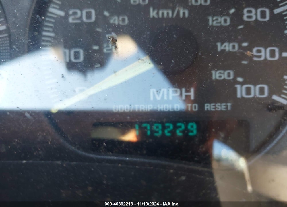2000 CHEVROLET BLAZER LS VIN: 1GNCS13WXYK191429