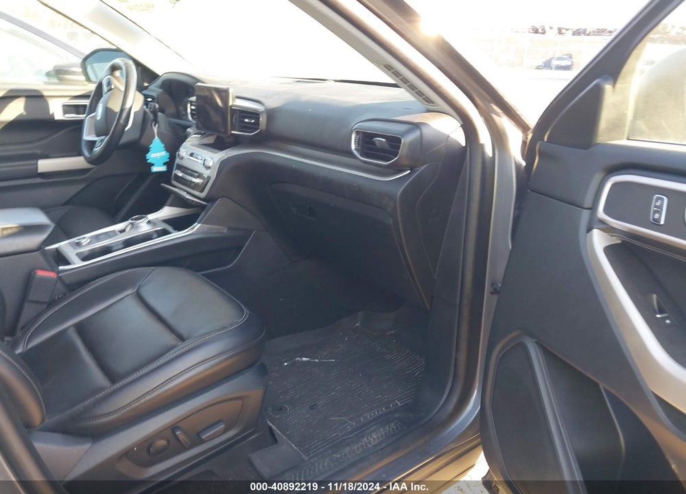2021 FORD EXPLORER XLT VIN: 1FMSK8DH1MGB94452