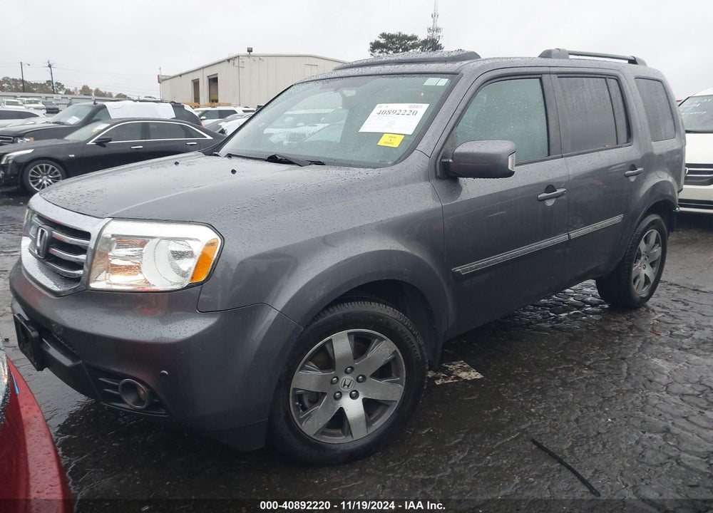 2015 HONDA PILOT TOURING VIN: 5FNYF3H93FB002695